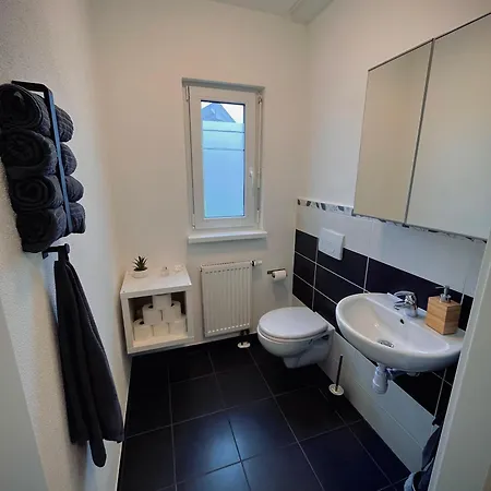 Semesterbostad Pieks Bahay Kubo *