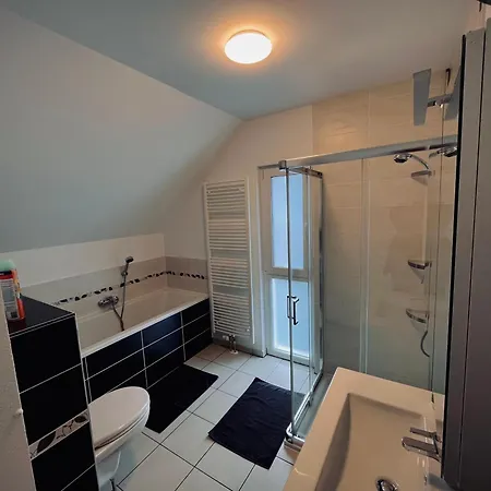 Semesterbostad Pieks Bahay Kubo Weinsheim (Bitburg-Prum)